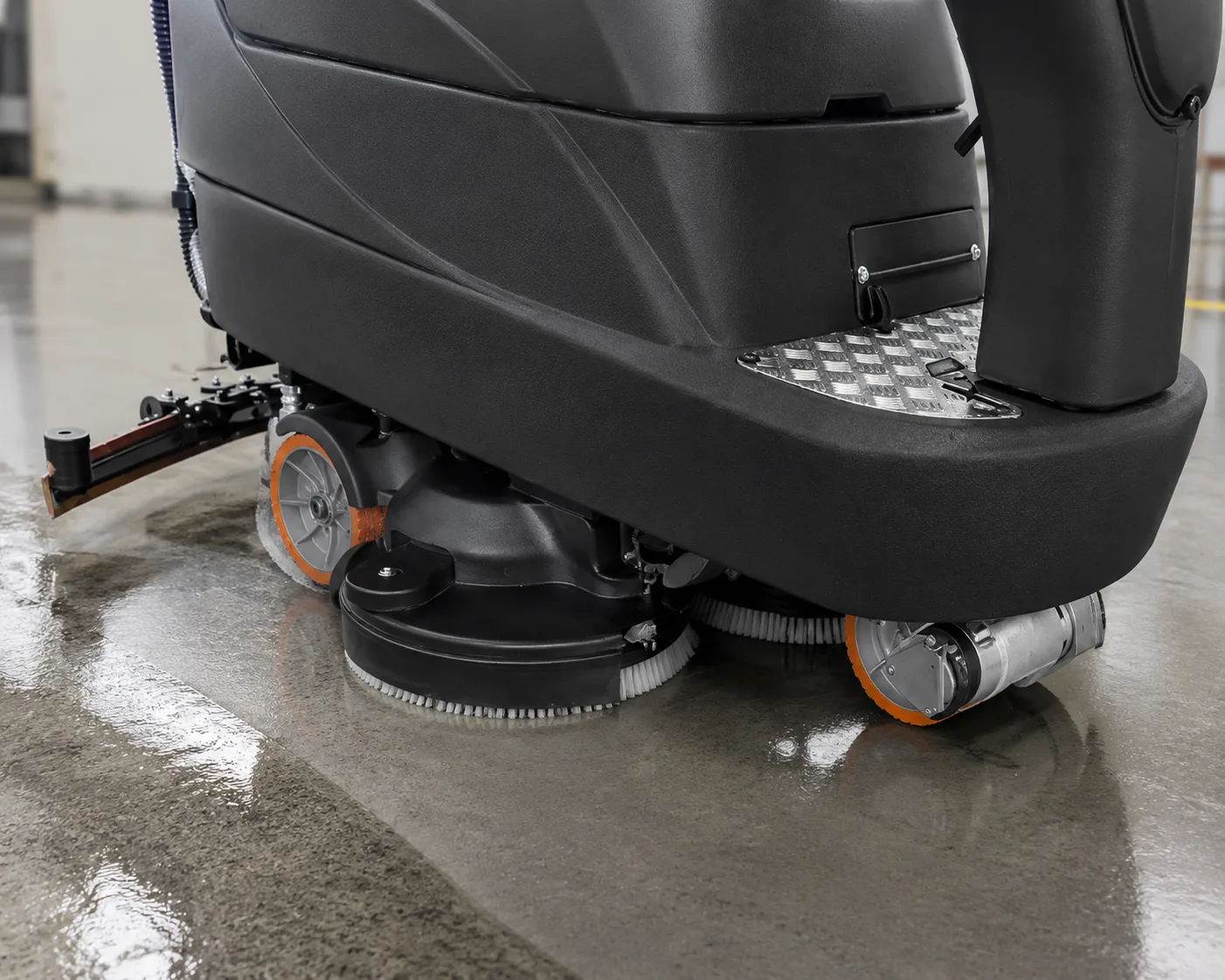 Ride On Scrubber Dryer Mega 7150 - floor cleaning machine for sale