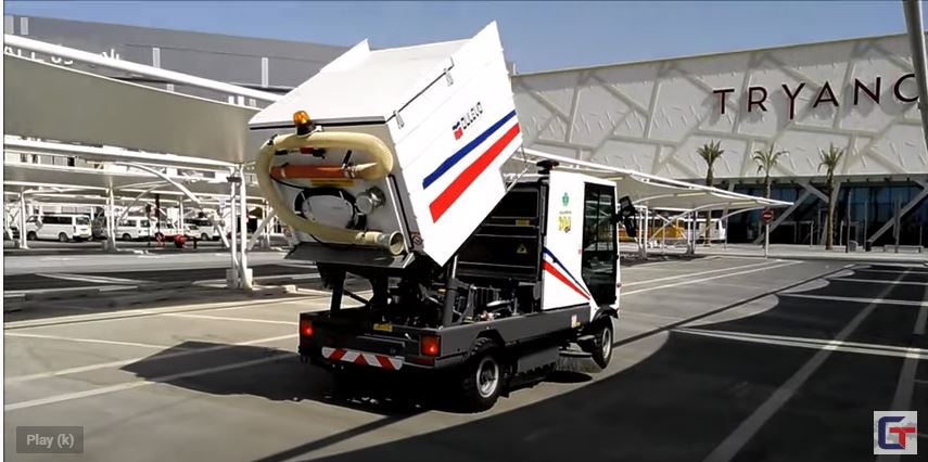 Cleaning Parking Lot in Dubai, UAE – Ride-On Scrubber Dryer – Lavor Demo (Cleantech Gulf)